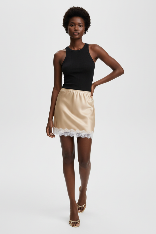 Jupe Dentelle Mini Satin Chic