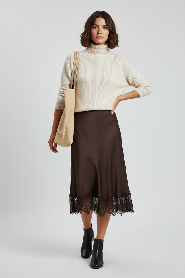 Jupe Dentelle Marron Satinée Élégante