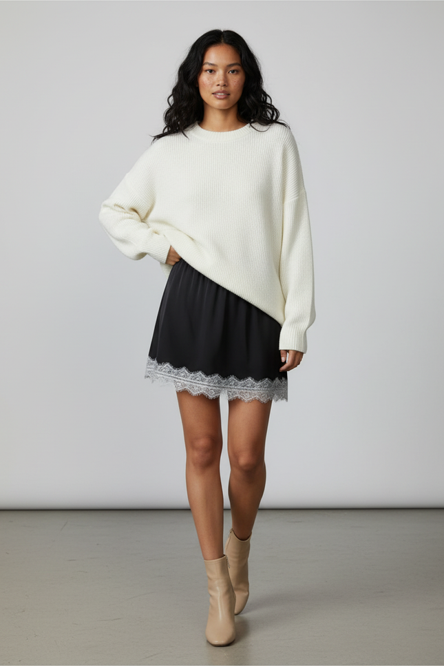 Jupe Dentelle Noire Satin Élégante