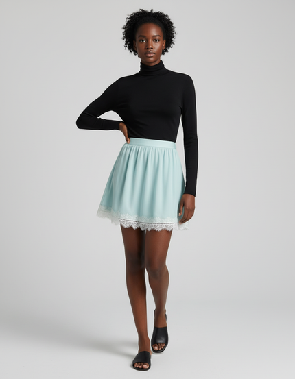 Jupe Dentelle Bleue Ciel Satinée Élégante