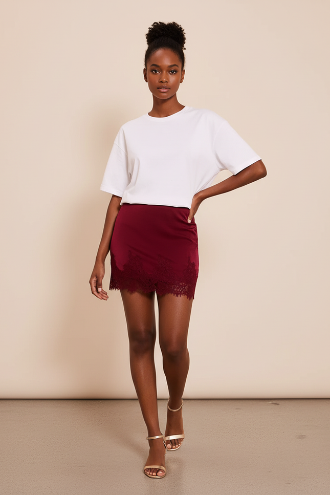 Jupe Dentelle Bordeaux Satin Chic