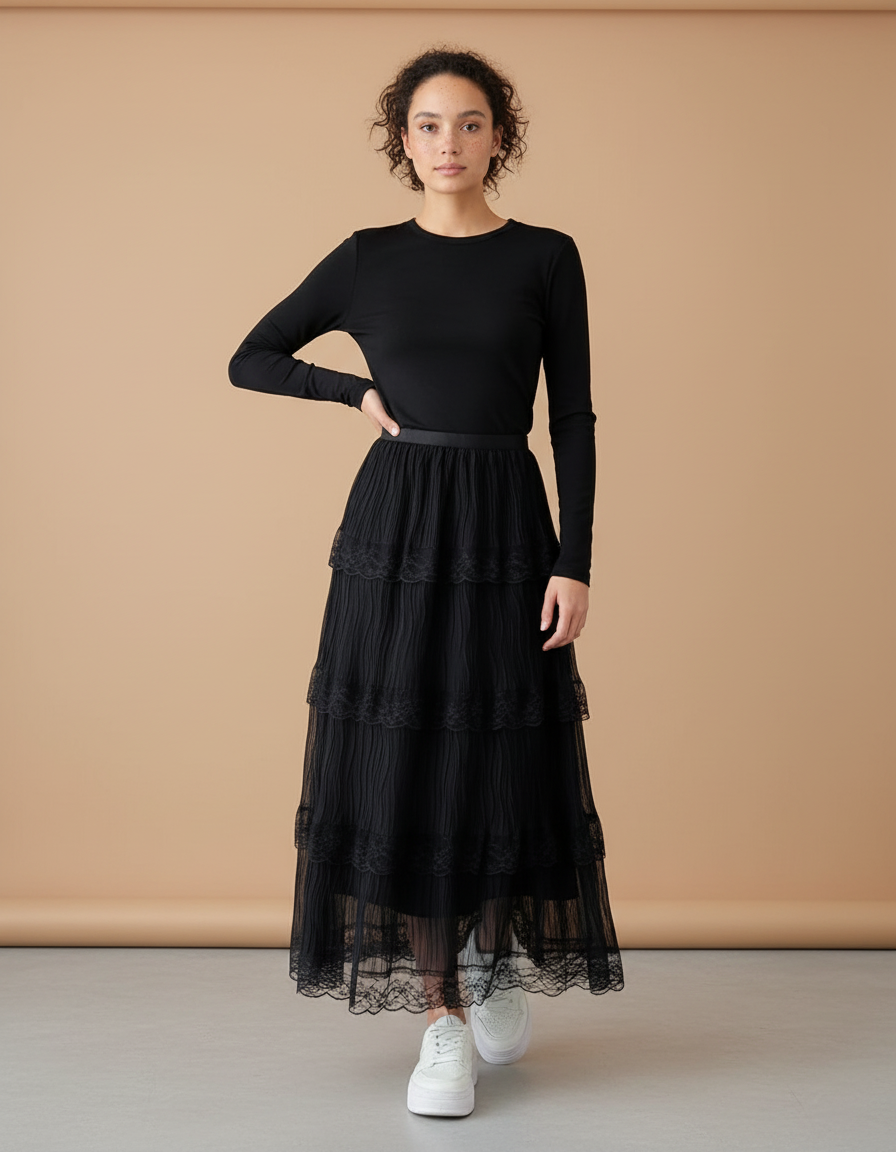 Jupe Dentelle Noire Plissée Élégante