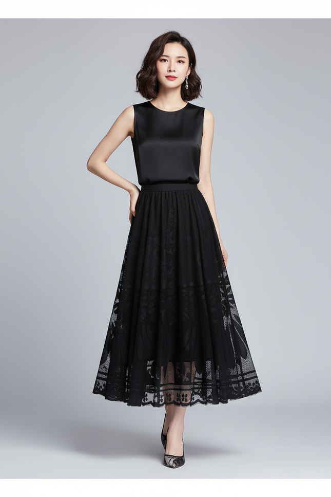 Jupe Dentelle Noire Florale Élégante