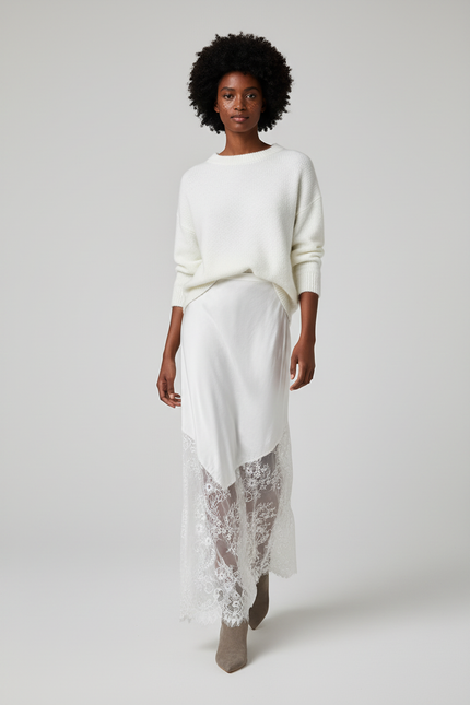 Jupe Dentelle Satin Blanche Élégante