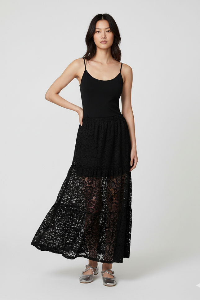 Jupe Dentelle Noire Transparente Élégante Sensuelle