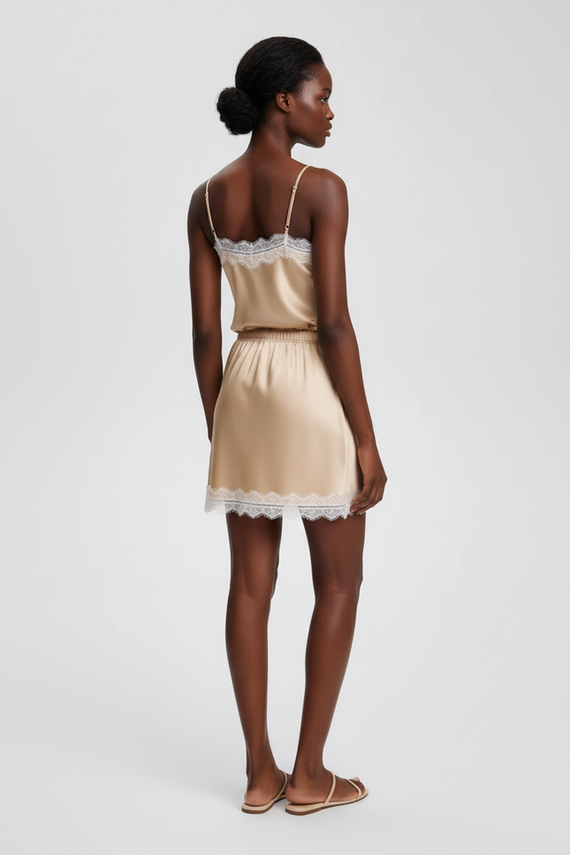 Jupe Dentelle Satinée Beige Chic