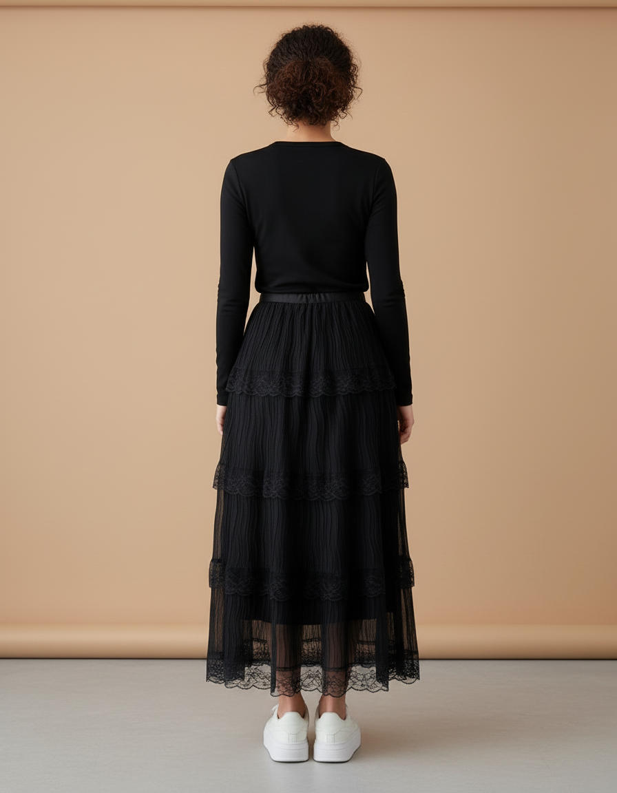 Jupe Dentelle Noire Plissée Élégante