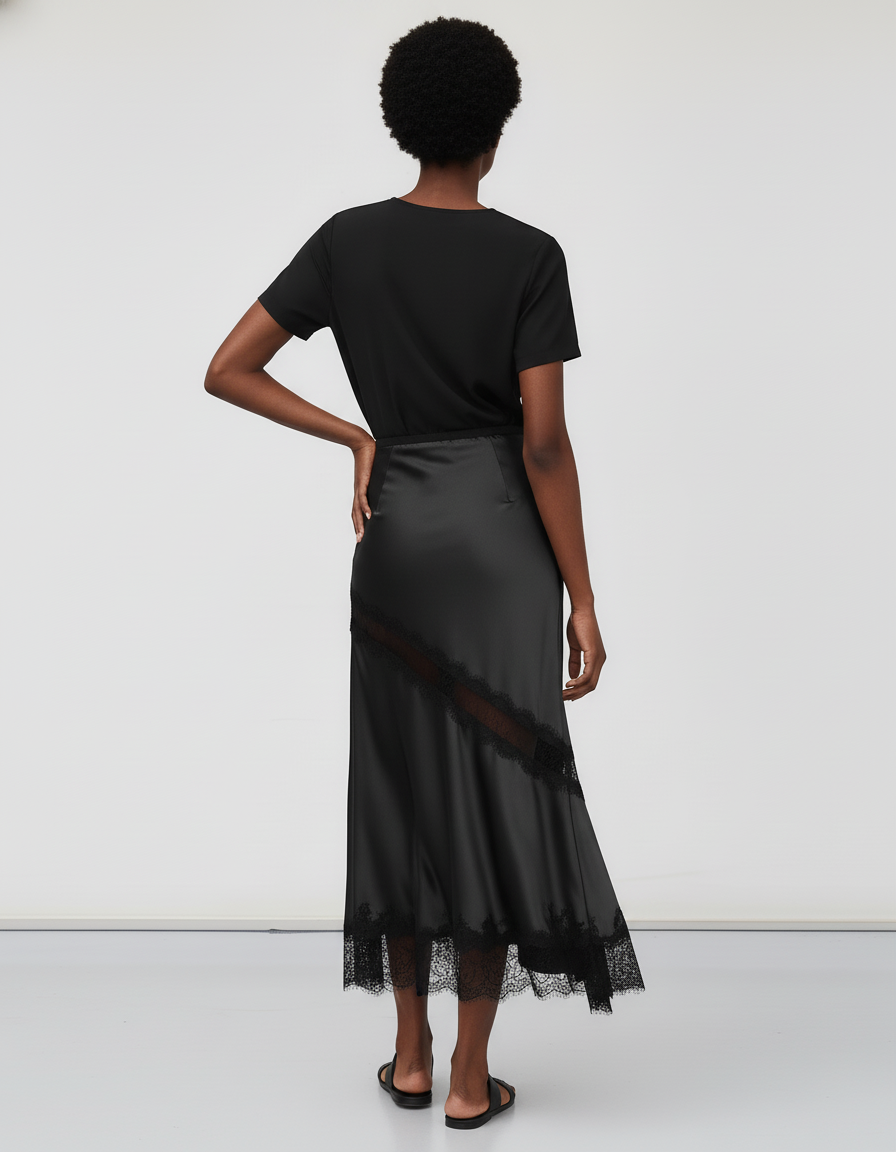 Jupe Dentelle Noire Satinée Élégante