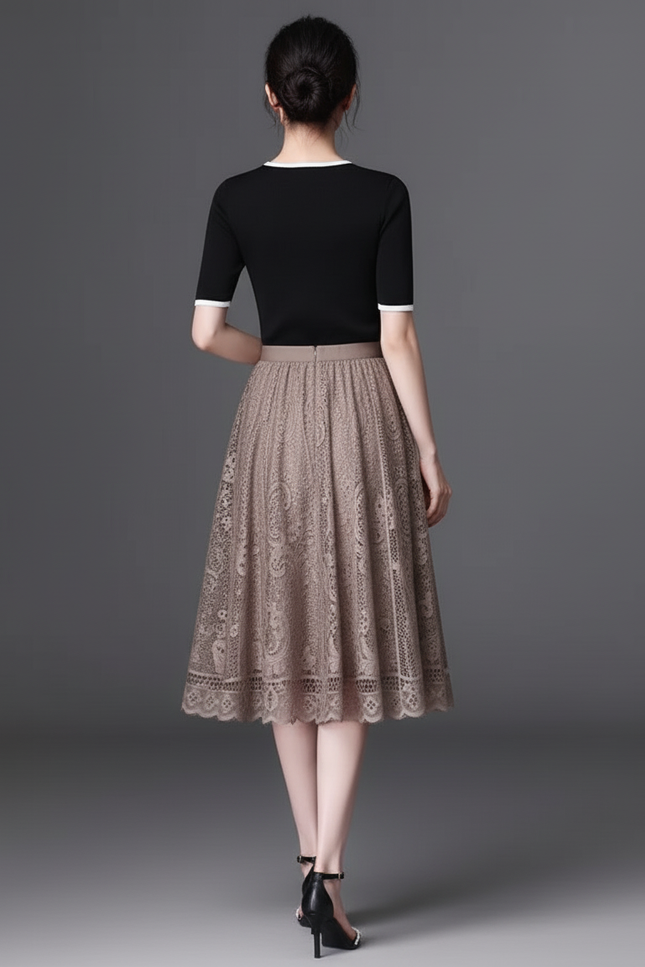Jupe Dentelle Beige Plissée Élégante