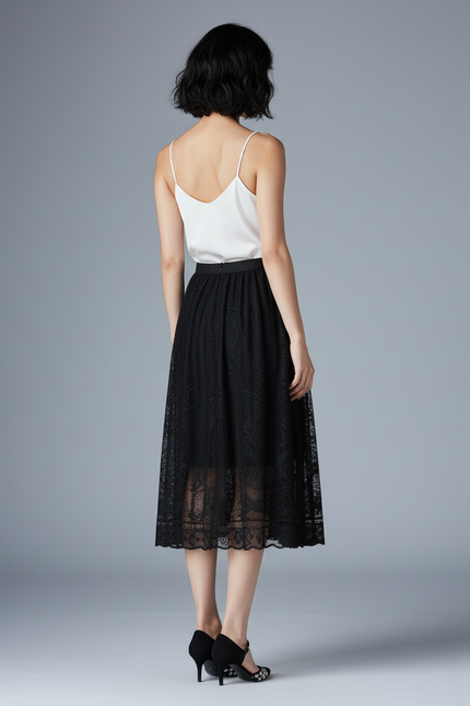 Jupe Dentelle Noire Plissée Élégante Raffinée