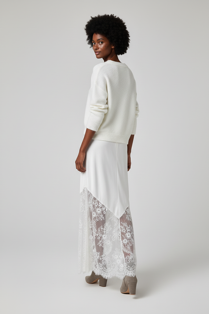 Jupe Dentelle Satin Blanche Élégante