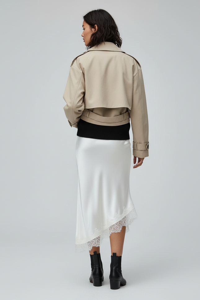 Jupe Dentelle Blanche Satin Asymétrique Élégante